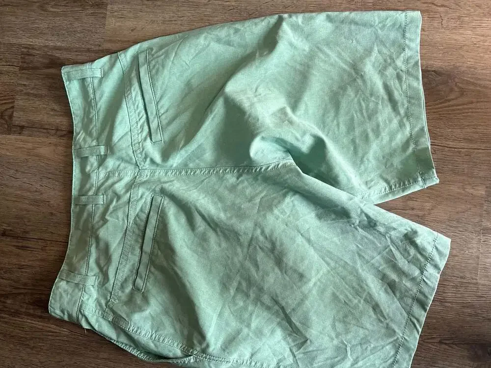 Panama Jack Men's Sage Green Flat Front Casual Shorts Size 30 - Picture 3 of 3